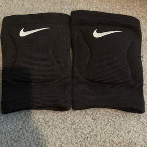 Kids Nike knee pads
